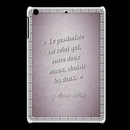 Coque iPadMini Pessimiste Rose Citation Oscar Wilde
