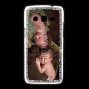 Coque Samsung Galaxy Express2 Jumeaux dormant dans des caisses