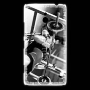 Coque Nokia Lumia 1320 Femme sur un banc de musculation