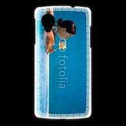 Coque LG Nexus 5 Femme sirotant un cocktail face à la mer