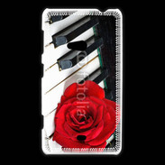 Coque Nokia Lumia 625 Rose sur un piano
