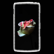 Coque LG Nexus 4 Belle rose sur fond noir PR