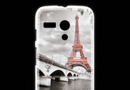 Coque Motorola G Tour Eiffel rouge sur fond en noir et blanc
