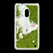Coque Nokia Lumia 620 Lapin blanc dans l'herbe