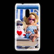 Coque Nokia Lumia 620 Petite fille avec bonhomme de neige a la plage