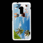 Coque HTC One Max Couple sautant devant la mer