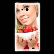 Coque Huawei Ascend Mate Femme blonde et glamour avec corbeille de fraises