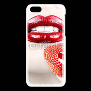 Coque iPhone 5C Bouche sexy rouge à lèvre gloss rouge fraise