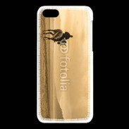 Coque iPhone 5C Ballade à cheval sur la plage