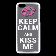 Coque iPhone 5C Keep Calm Kiss me Gris