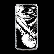 Coque Samsung Galaxy S4mini Musicienne guitare électrique en noir et blanc