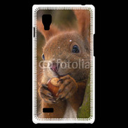 Coque LG Optimus L9 Portrait d'un écureuil avec une noisette