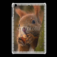 Coque iPadMini Portrait d'un écureuil avec une noisette