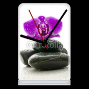 Pendule de bureau Orchidée violette sur galet noir