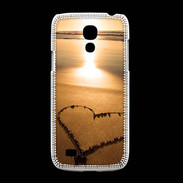Coque Samsung Galaxy S4mini Coeur sur la plage avec couché de soleil