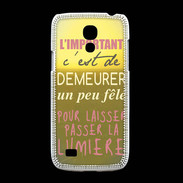 Coque Samsung Galaxy S4mini Un peu félé ZG