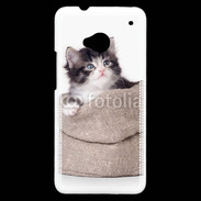 Coque HTC One Chaton dans un sac