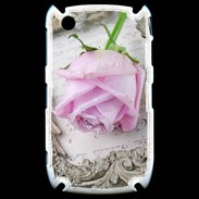 Coque Blackberry 8520 Rose Vintage