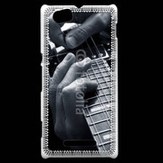 Coque Sony Xperia M Musicien de blues à la guitare