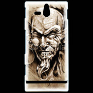 Coque Sony Xperia U Visage tatouée et percée 50