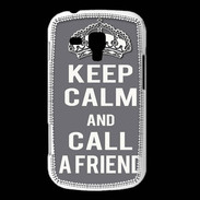Coque Samsung Galaxy Trend Keep Calm Call friend Gris