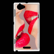 Coque Sony Xperia L Bouche sexy Lesbienne et rouge à lèvres gloss
