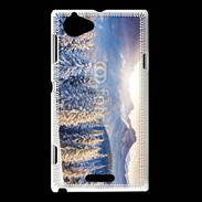Coque Sony Xperia L Montagne enneigée et ensoleillée