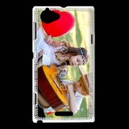 Coque Sony Xperia L Jeune couple hippie