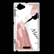 Coque Sony Xperia L Pose de vernis esthéticienne