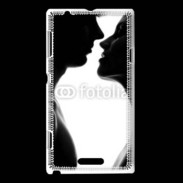 Coque Sony Xperia L Couple d'amoureux en noir et blanc