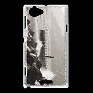 Coque Sony Xperia L Pêcheur noir et blanc