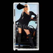 Coque Sony Xperia L Femme blonde sexy voiture noire