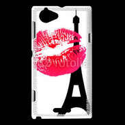 Coque Sony Xperia L Tour eiffel bisous