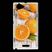 Coque Sony Xperia L Belles oranges sur fond en bois