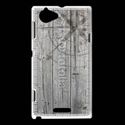 Coque Sony Xperia L Rose des vents sur fond en bois