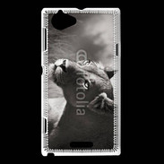 Coque Sony Xperia L Lionne en noir et blanc