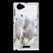 Coque Sony Xperia L Chevaux blancs