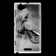 Coque Sony Xperia L Elephant d'Afrique en noir et blanc
