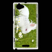 Coque Sony Xperia L Lapin blanc dans l'herbe