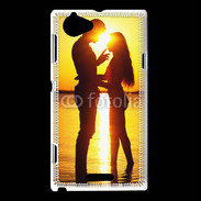 Coque Sony Xperia L Couple sur la plage