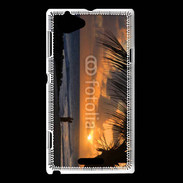 Coque Sony Xperia L Couple romantique sur la plage