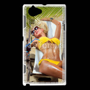 Coque Sony Xperia L Femme sexy sur un transat de plage