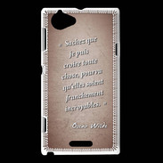 Coque Sony Xperia L Croire Rouge Citation Oscar Wilde