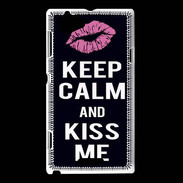 Coque Sony Xperia L Keep Calm Kiss me Noir