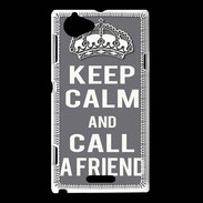 Coque Sony Xperia L Keep Calm Call friend Gris