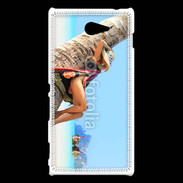 Coque Sony Xperia M2 Sieste contre un palmier sur la plage