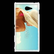 Coque Sony Xperia M2 Femme à chapeau de plage