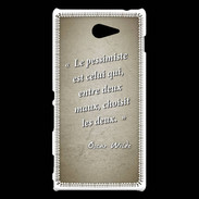 Coque Sony Xperia M2 Pessimiste Sepia Citation Oscar Wilde