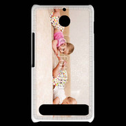 Coque Sony Xperia E1 Bébés sur le ventre