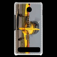 Coque Sony Xperia E1 Cap 10 jaune sur taxiway